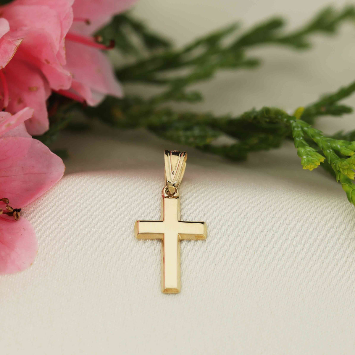 Art and Molly Real 14K Yellow Gold Polished Cross Pendant